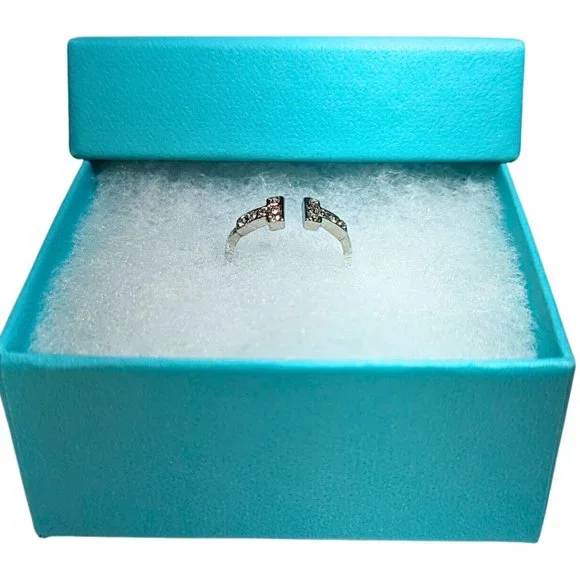 SOLD Adjustable Silver-Tone Stackable 'T' Wire Ring - NWT - Picture 3 of 7